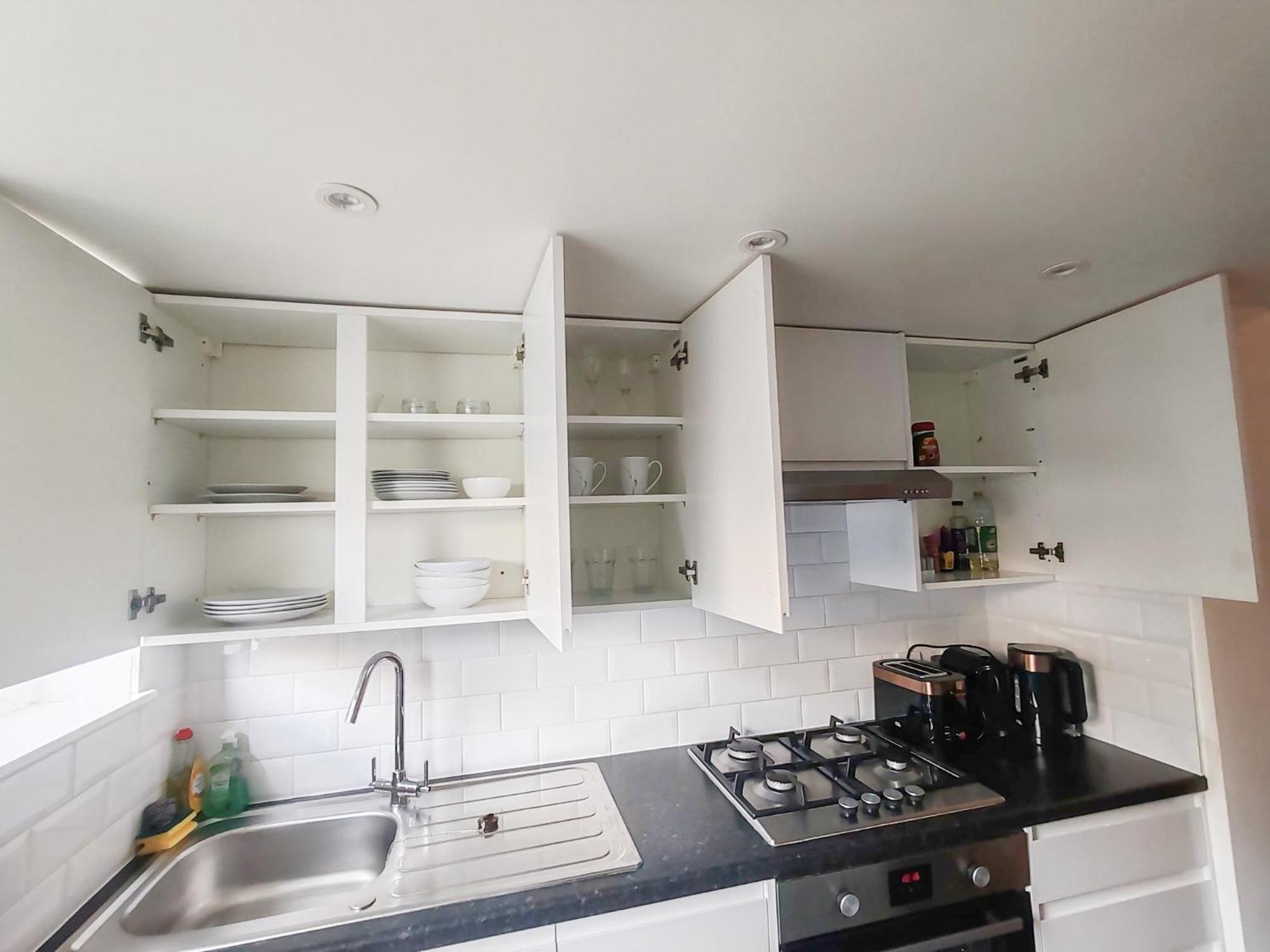 1-Bedroom Flat With Small Garden & Paid Parking In Finsbury Park, Highbury Londres Exterior foto